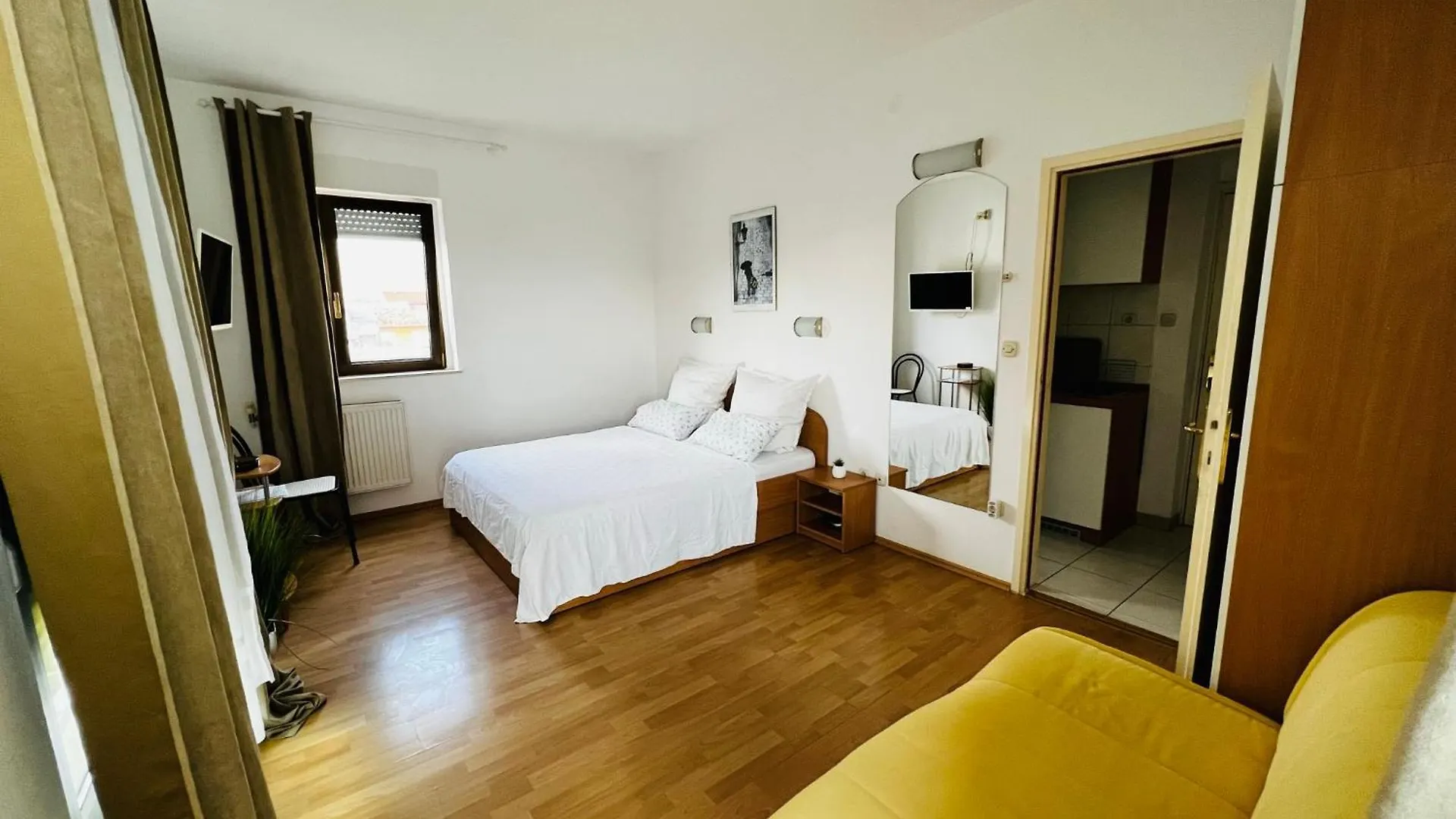Apartments Ruza Kastela