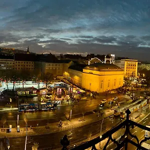  Apartment Bellevue Hungary