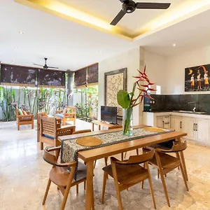 Villa Sawah Indonesia
